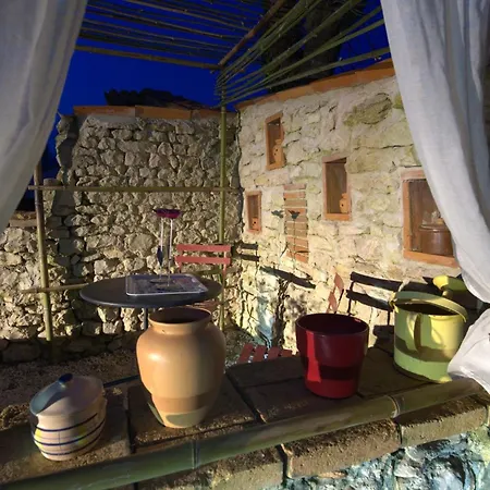 Le Rat De La Mercière Pour 1 à 3 Personnes Chalet Annezay